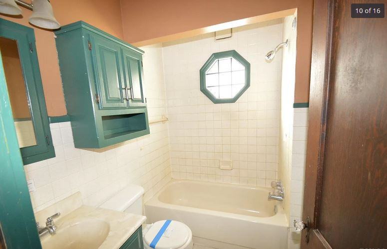 2112 West Heading Avenue - Photo 2 of 8