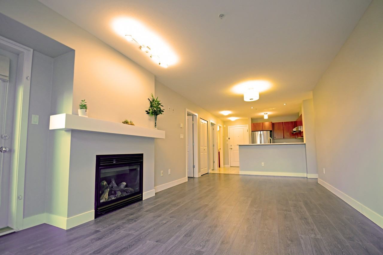 Mont Royal Square & E 54th Ave #202 - Photo 2 of 21