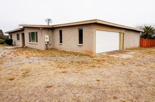 5411 S Apache Ave - Photo 2 of 36