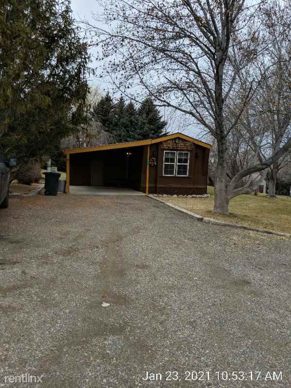 2823 S 1050 E - Photo 2 of 20