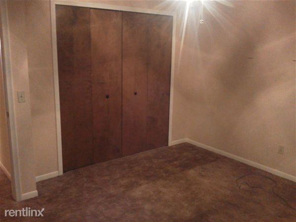 1044 Grenoble Ln - Photo 3 of 12