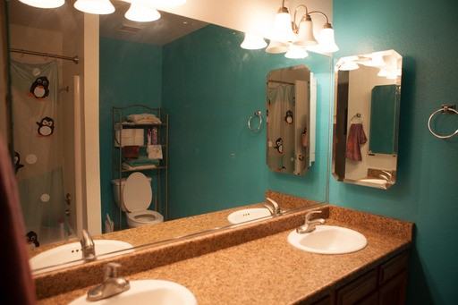 409 E. Colgate Dr. - Photo 2 of 16