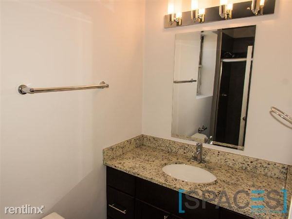 2239 W Belden Ave - Photo 3 of 10