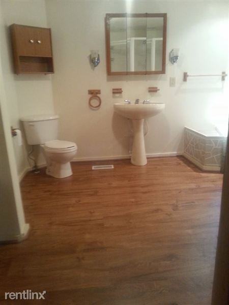 28 Liberty St - Photo 3 of 7