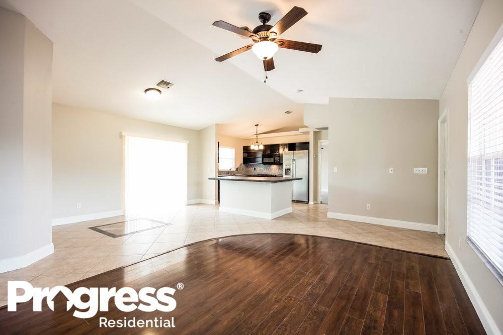 811 Sw 14th Pl - Photo 2 of 13