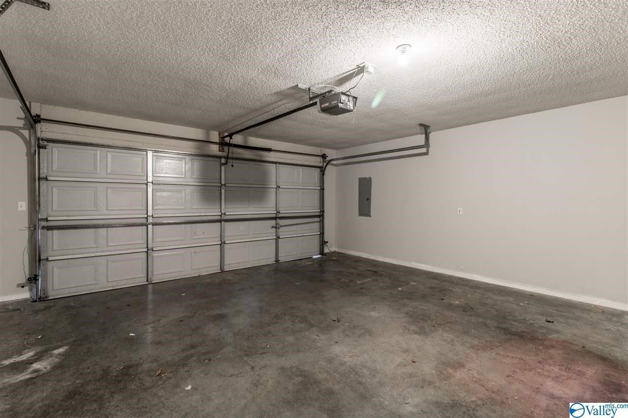 123 Ann Bradley Dr - Photo 3 of 22