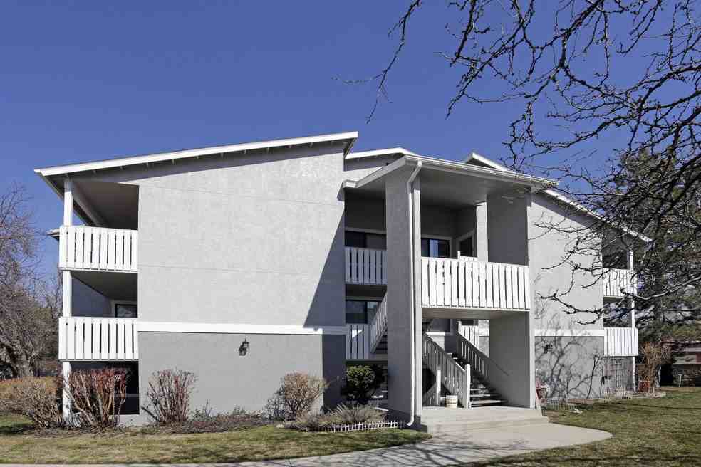 Holladay Grove Apartments - Photo 4 of 18