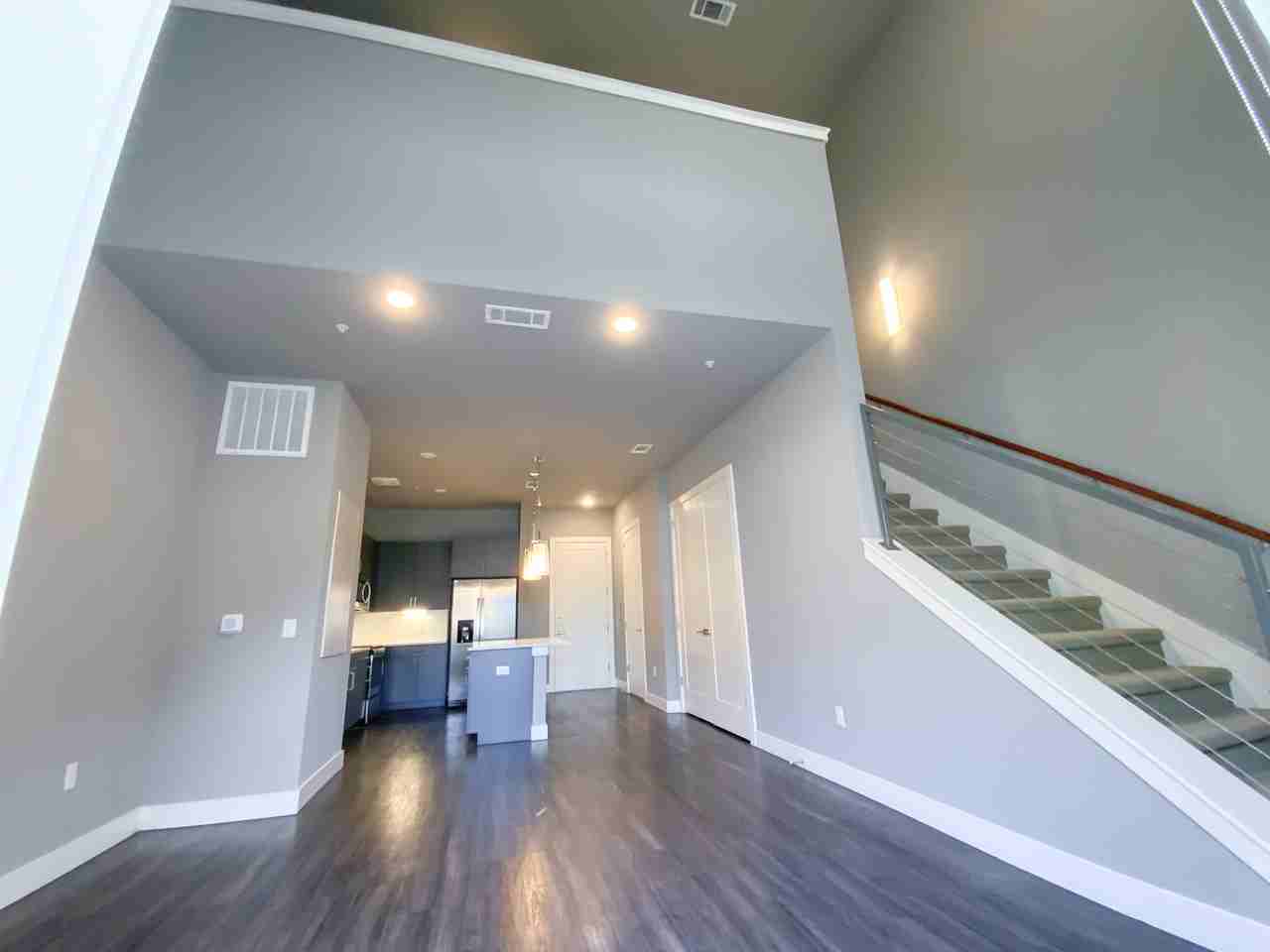 S Flores St & W César E Chávez Blvd #1031 - Photo 3 of 10