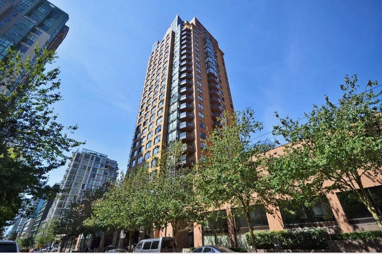 Now Offering 8 WEEKS FREE on Select Units! Look & Lease Now ...