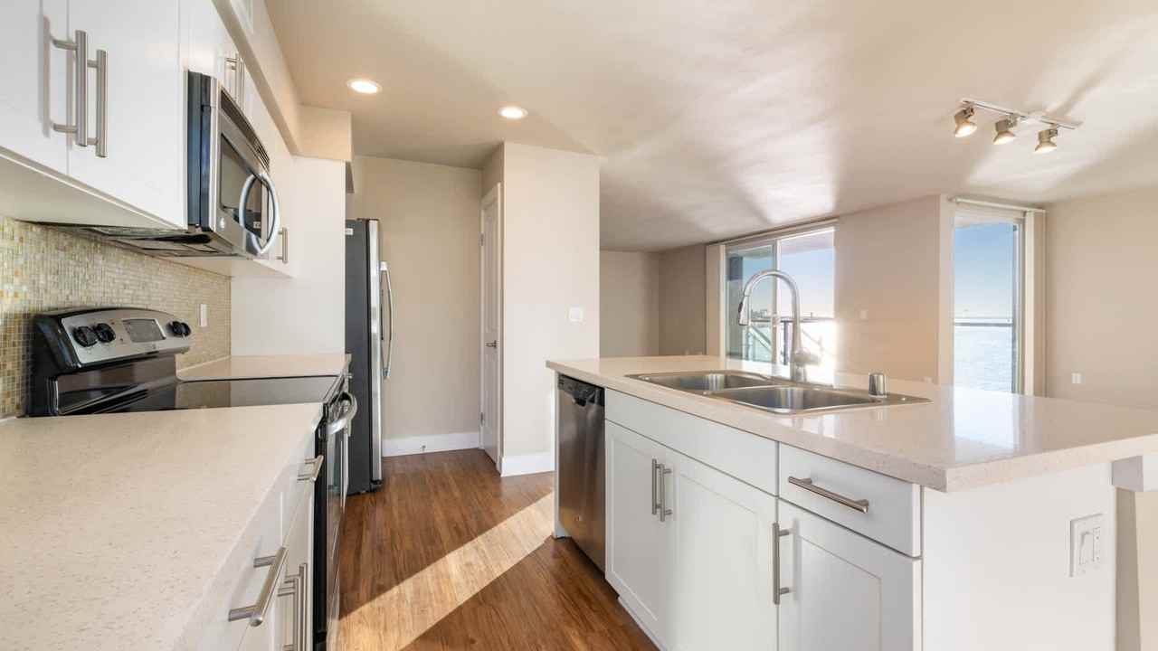 Breakwater at Marina del Rey - Photo 5 of 50