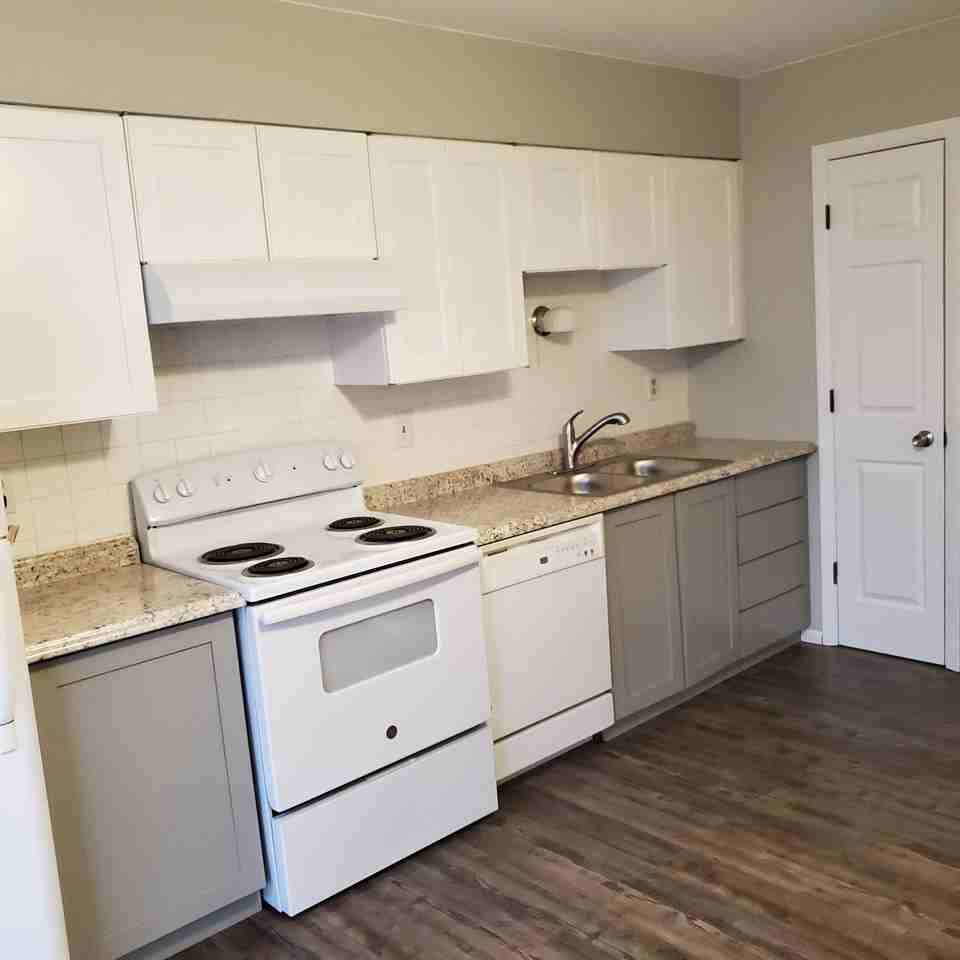 10334 Parkman Dr #D - Photo 2 of 15