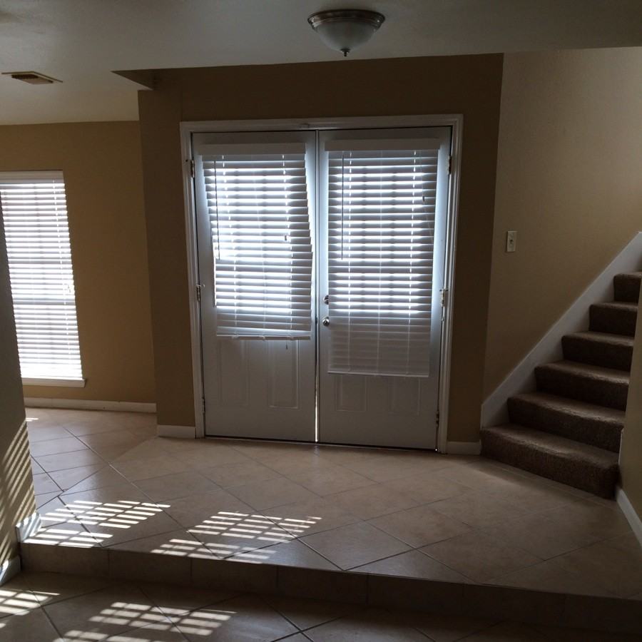 16322 Petaluma Dr - Photo 2 of 14