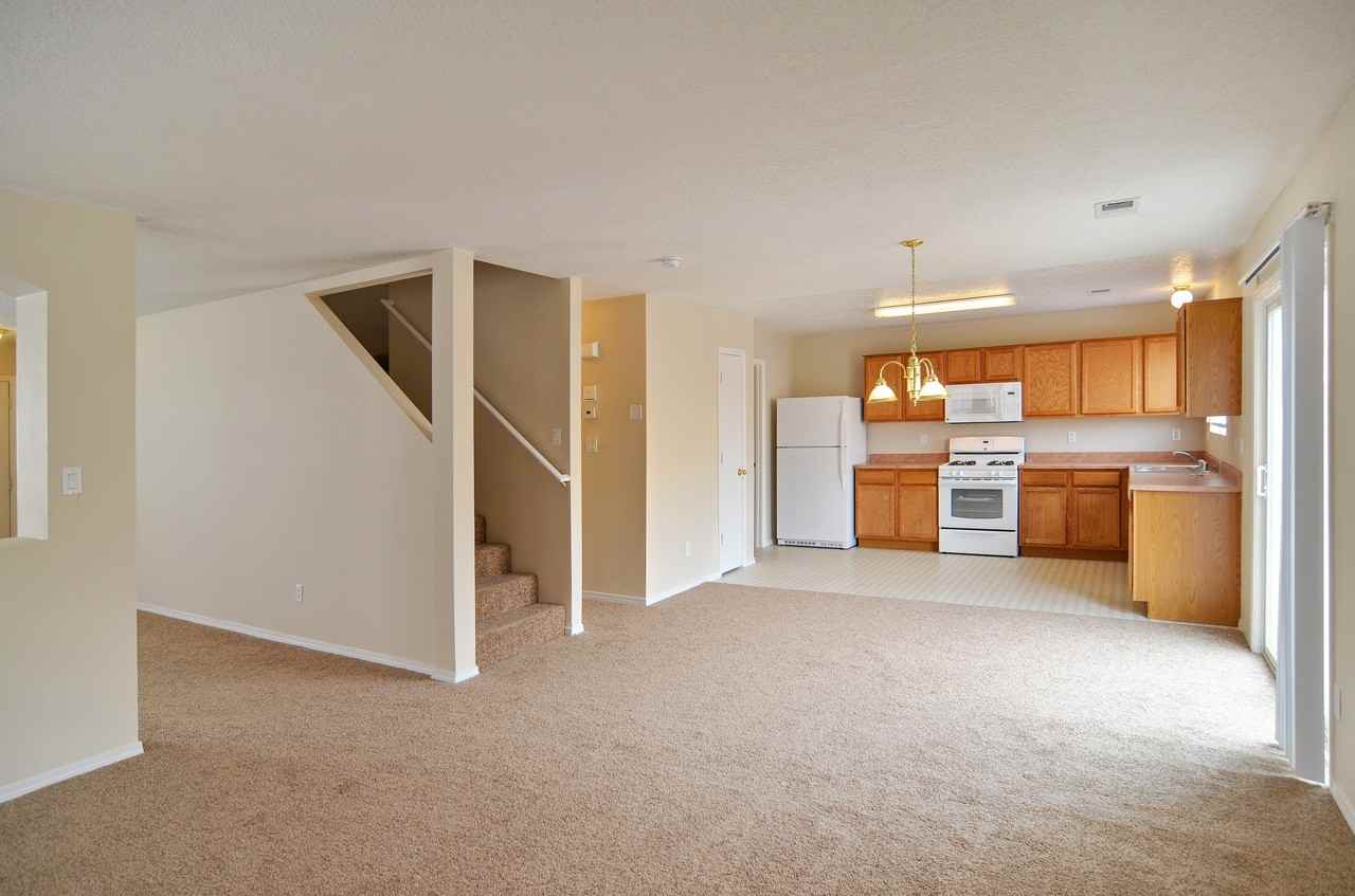 8509 Llano Vista Ave SW - Photo 3 of 25