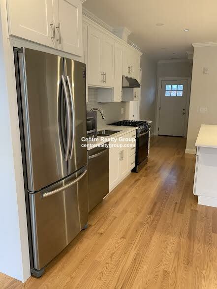 54 Waverly St #2 - Photo 3 of 15