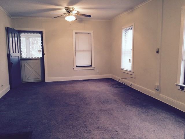 361 Martin St - Photo 3 of 8
