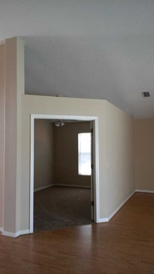 1309 Overland Dr - Photo 2 of 22