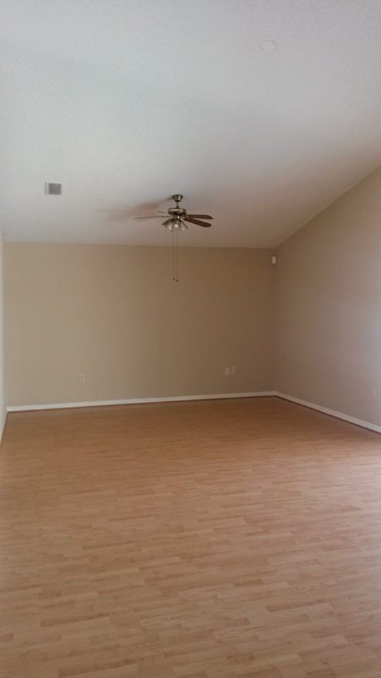 1309 Overland Dr - Photo 3 of 22