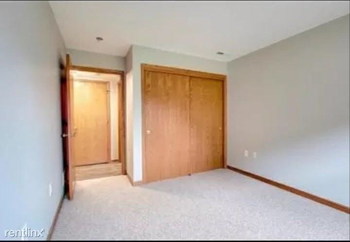 3314 3314 S Chicago Ave 2 - Photo 3 of 8