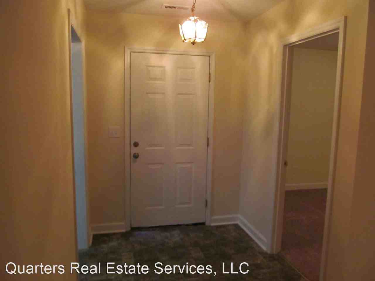 140 Troonsway Rd - Photo 2 of 17