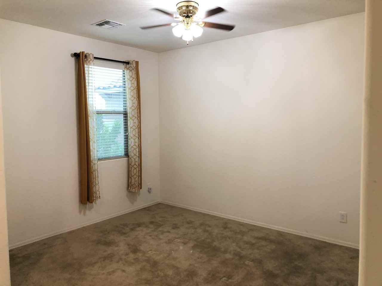 8457 N 61st Ln - Photo 6 of 26