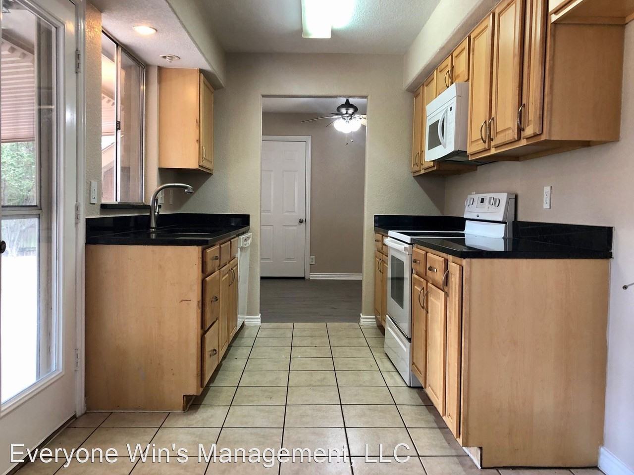 1406 Addington St - Photo 2 of 45
