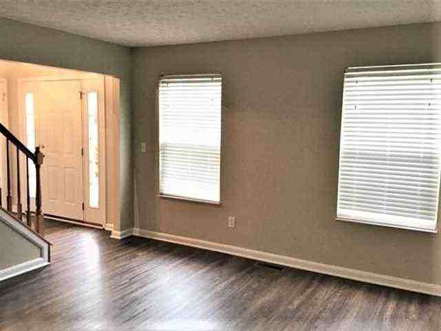 265 Red Cedar Ct - Photo 2 of 15