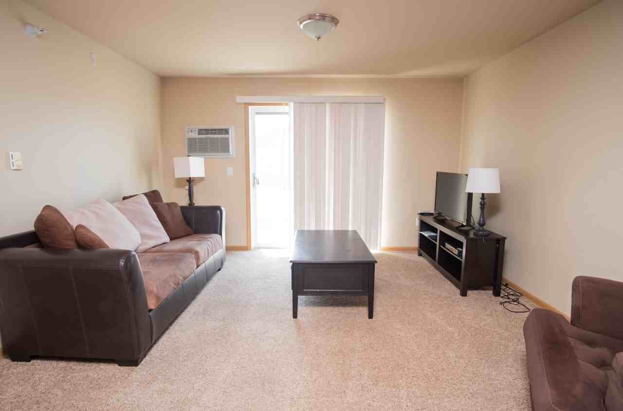 Stanley Apartments - Photo 2 of 32