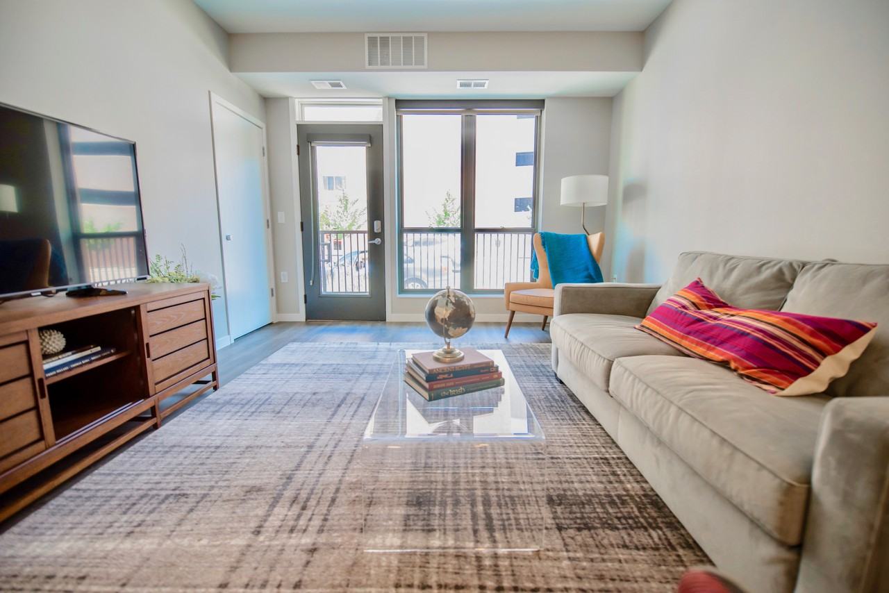 Confluence on 3rd Apartments - Photo 3 of 40