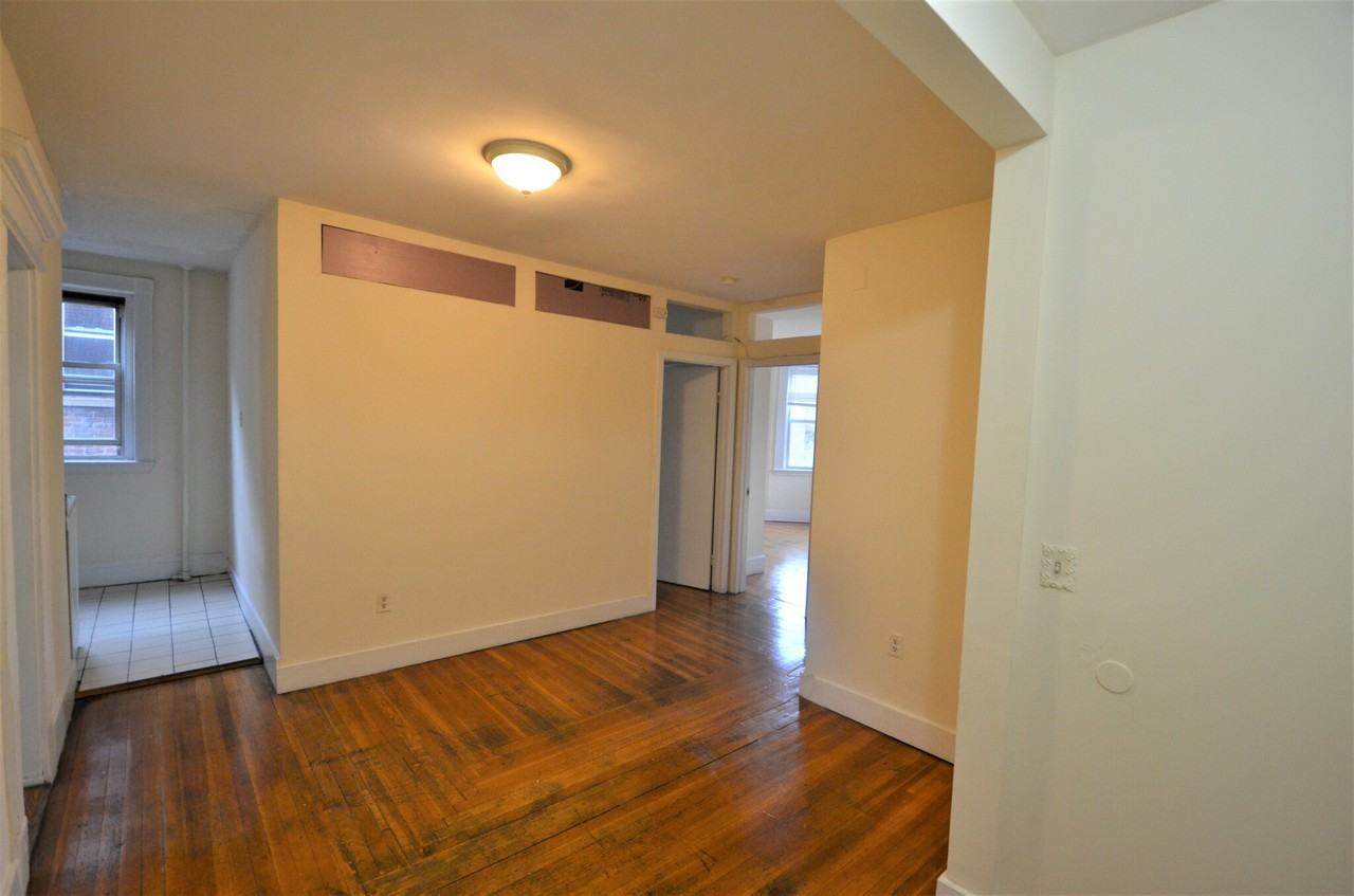 133 Peterborough Street #14