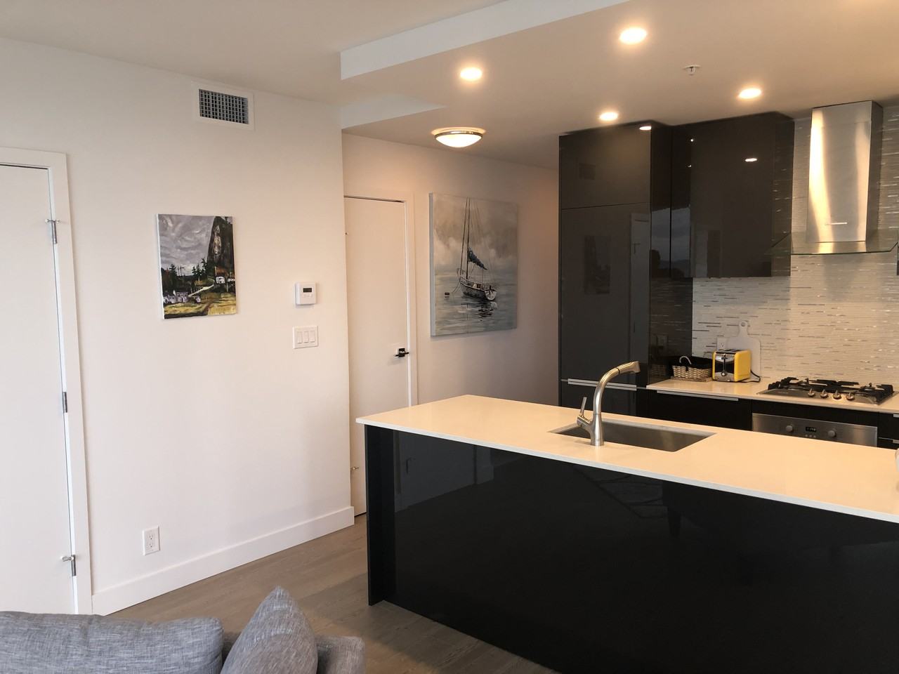 1283 Howe Street #2608