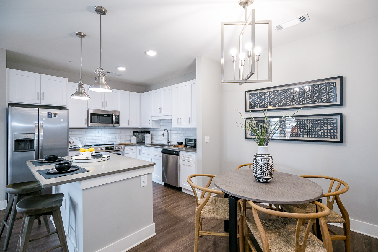 The Mark at Chatham - Photo 3 of 23