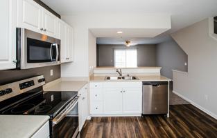 featured image of 2498 Aristocracy Circle