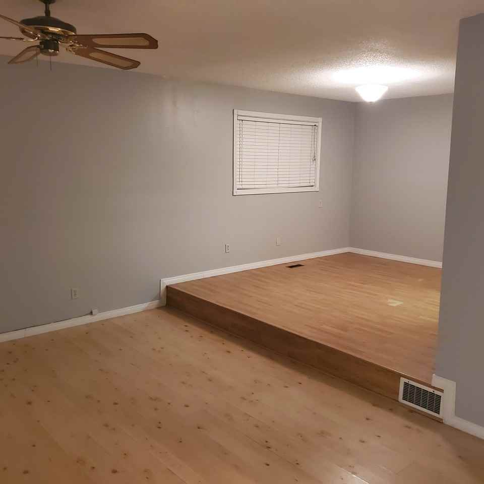 3 Greenoch Crescent Northwest - Photo 3 of 13