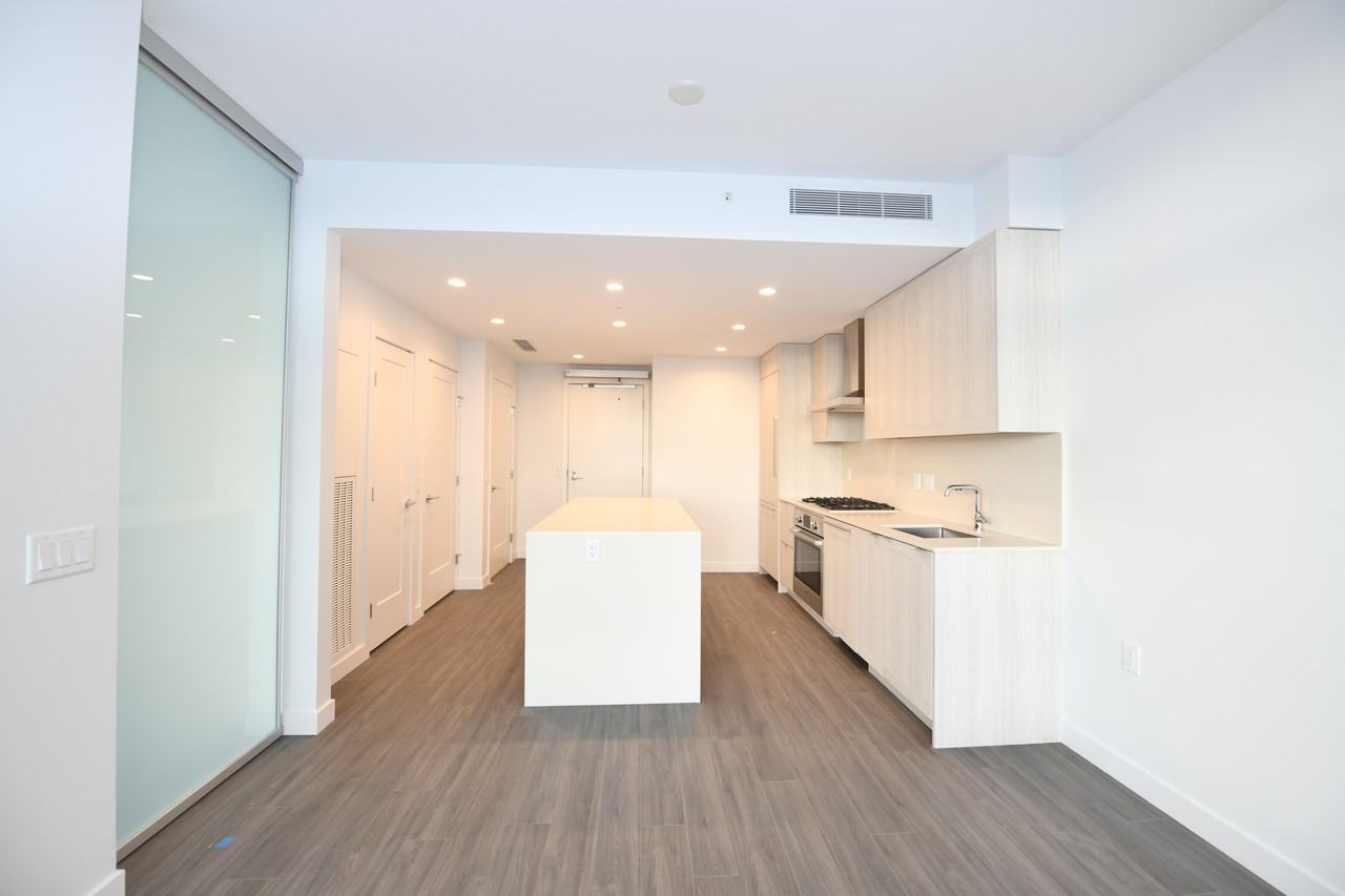 Lumina - Photo 2 of 16