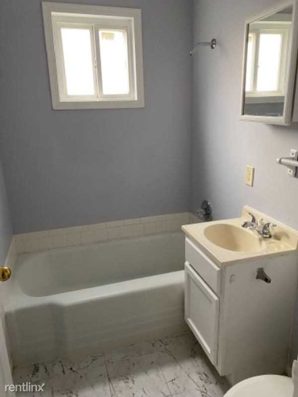 1921 E 23rd St N - Photo 2 of 8