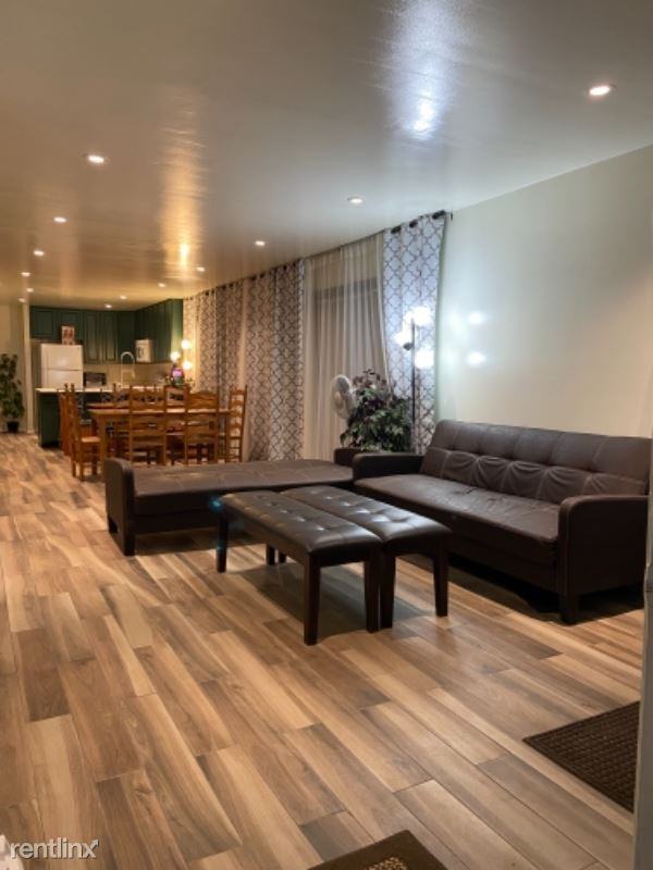 129 Highbury Dr - Photo 3 of 18