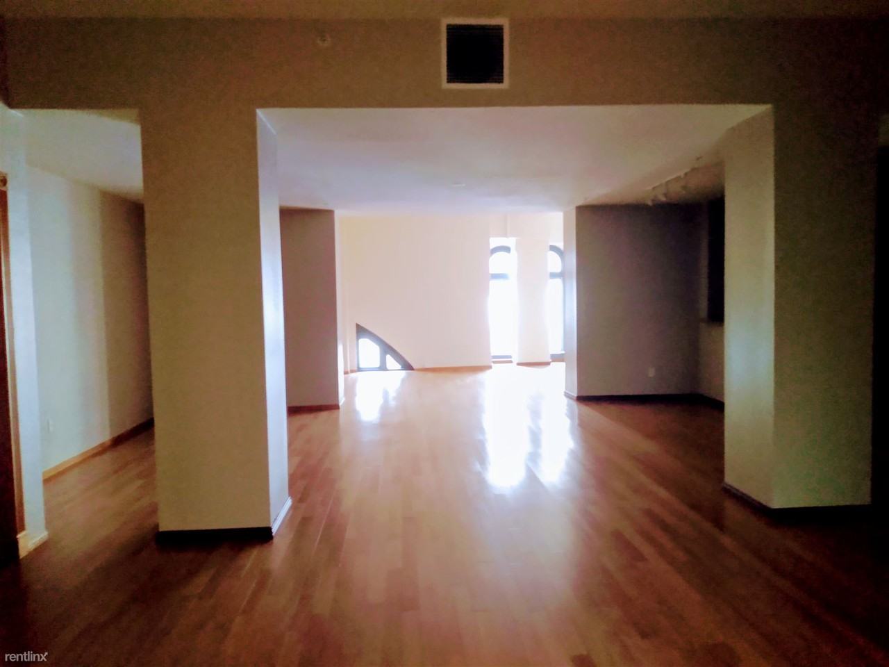 The Spring Arcade - Photo 2 of 28