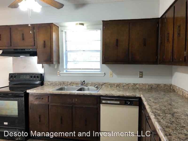 6320 Valleybrook Cv - Photo 2 of 11