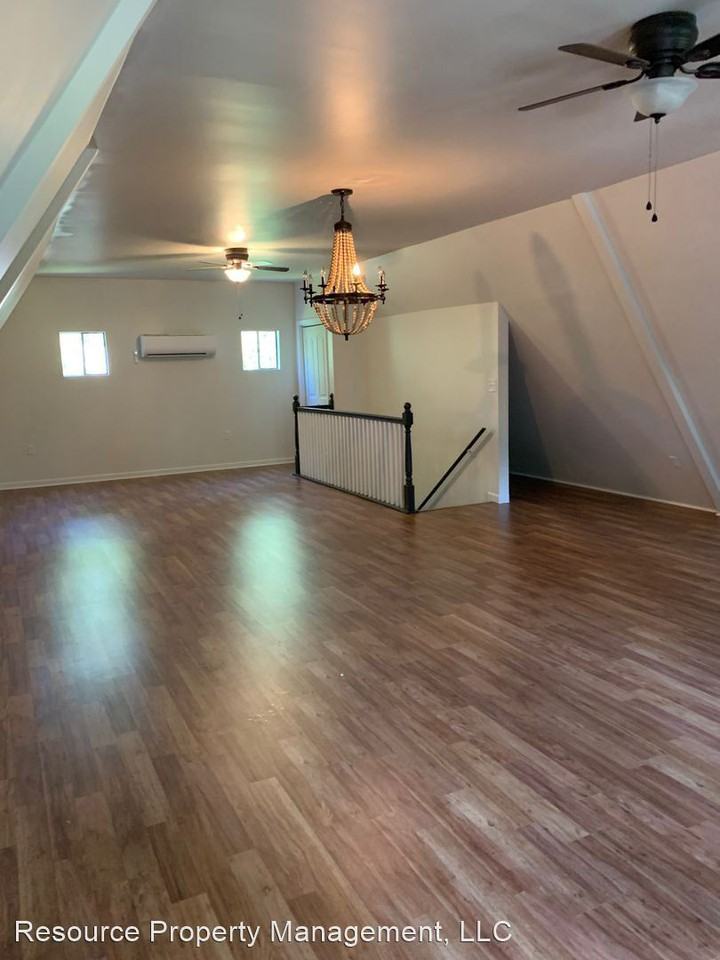 104 Springview - Photo 2 of 4