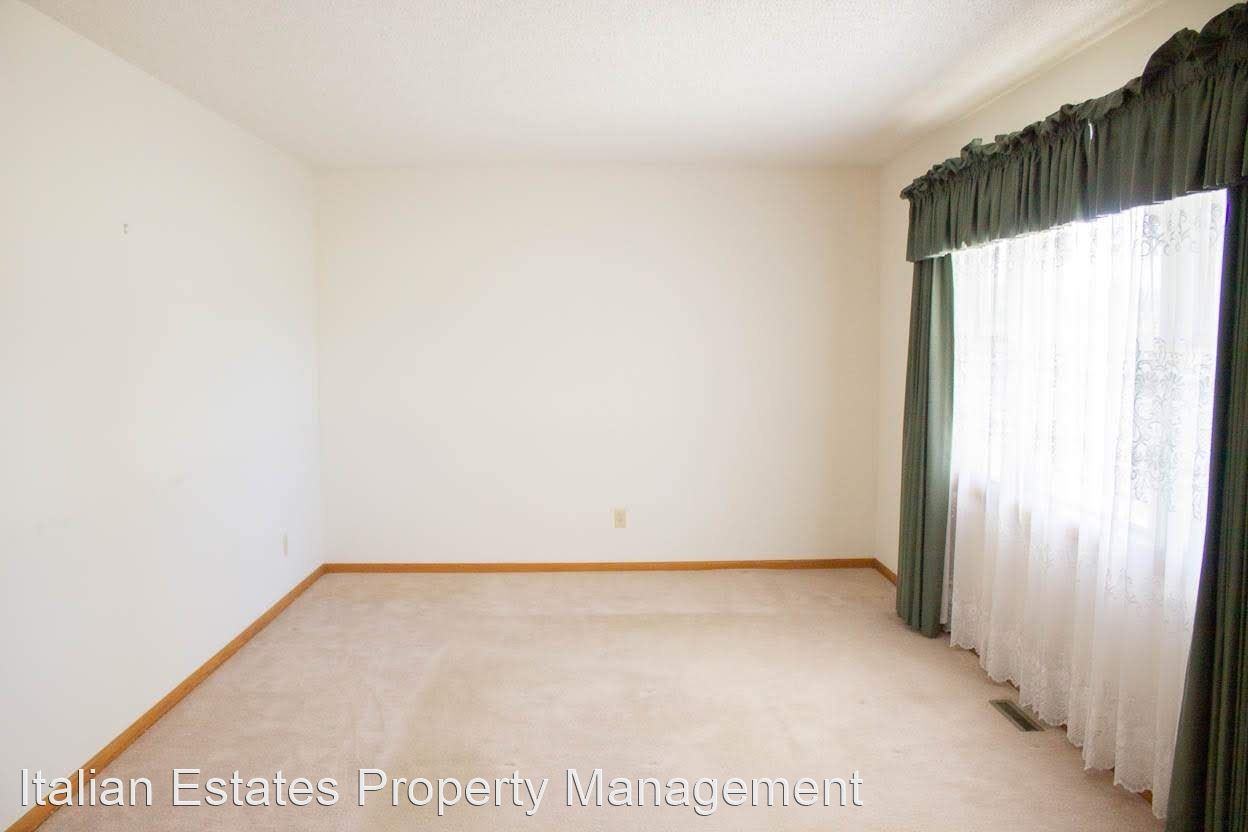 4895 Blackjack Rd - Photo 2 of 19