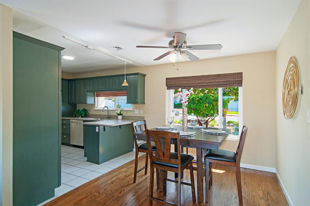 5385 Brockbank Pl - Photo 4 of 17