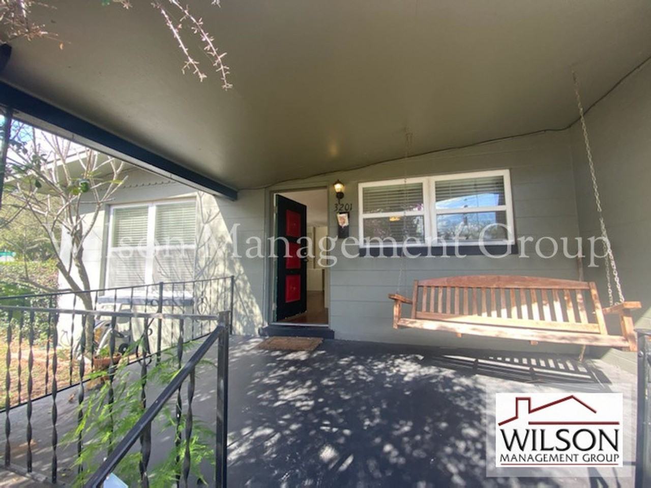 3201 Pickfair St - Photo 2 of 33