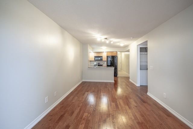 5233 Dundas St W - Photo 2 of 14