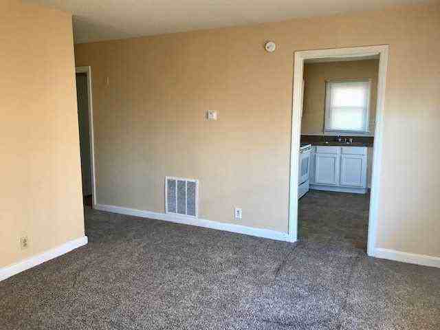 1929 Terrybrook Ln Apt 2 - Photo 2 of 9