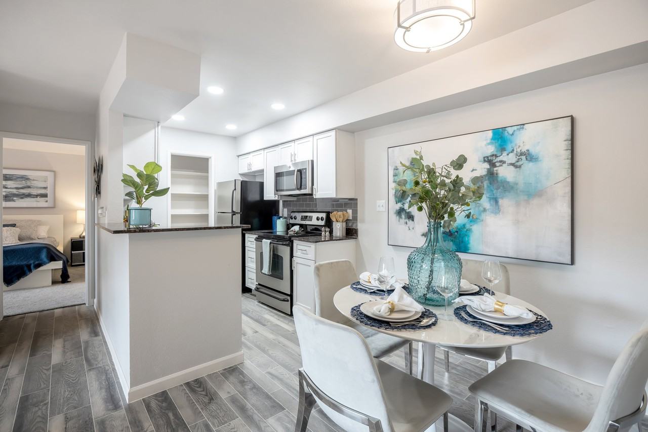 Onnix Apartments - Photo 6 of 50