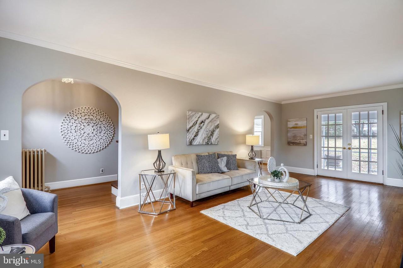 4302 E West Hwy - Photo 3 of 31