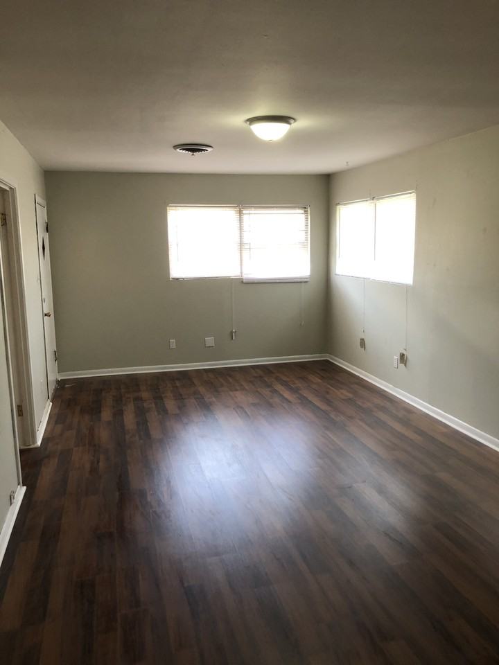 1111 Sycamore Street - Photo 6 of 17