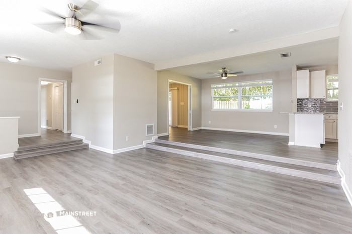 1635 Shirl Ln - Photo 3 of 16