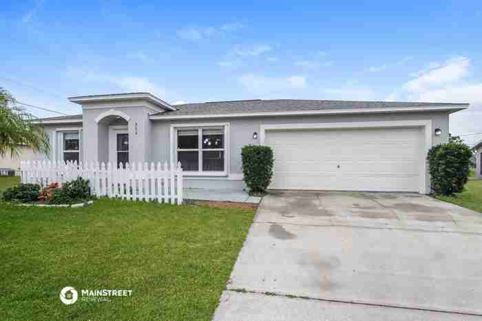 362 Emerson Dr Nw - Photo 3 of 16