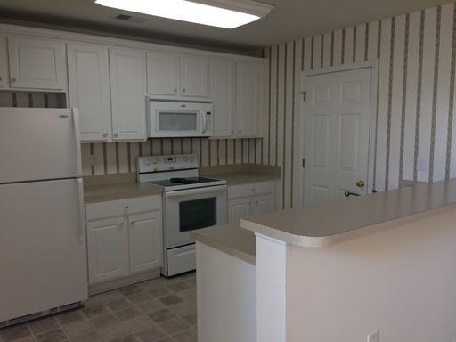 113 Cobblers Cir - Photo 2 of 10